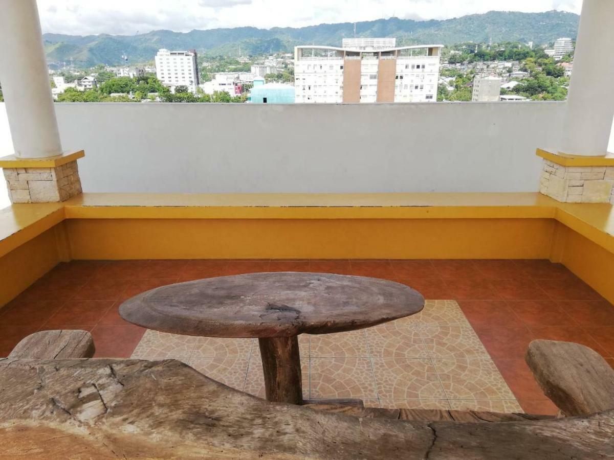 Studio At La Guardia Cebu Exterior photo